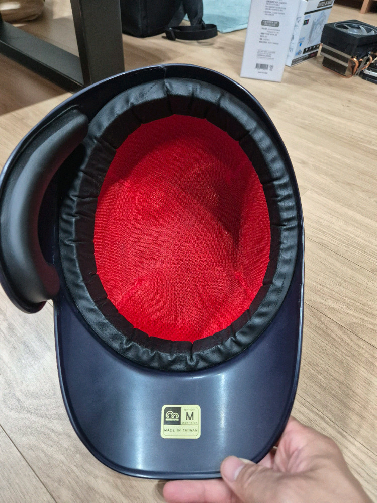 모리모토 야구헬멧 M사이즈 우타용 팝니다. 이미지