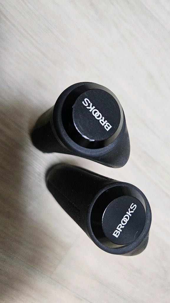 에르곤 노믹 130mm그립 판매합니다 이미지