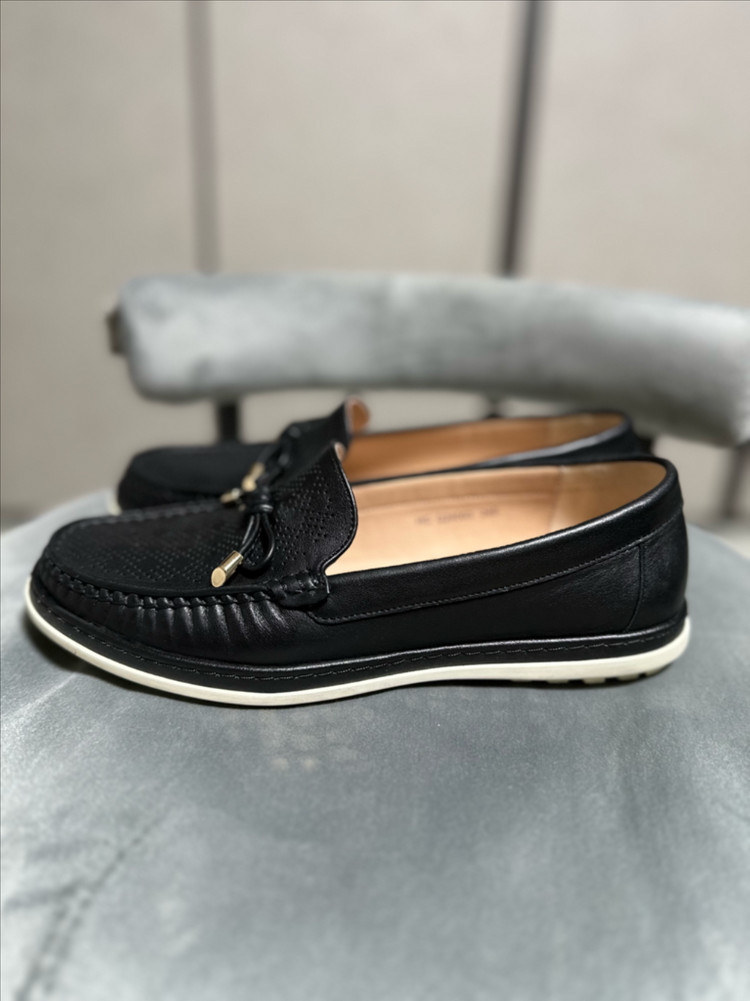 탠디 여성 블랙 로퍼 240 이미지