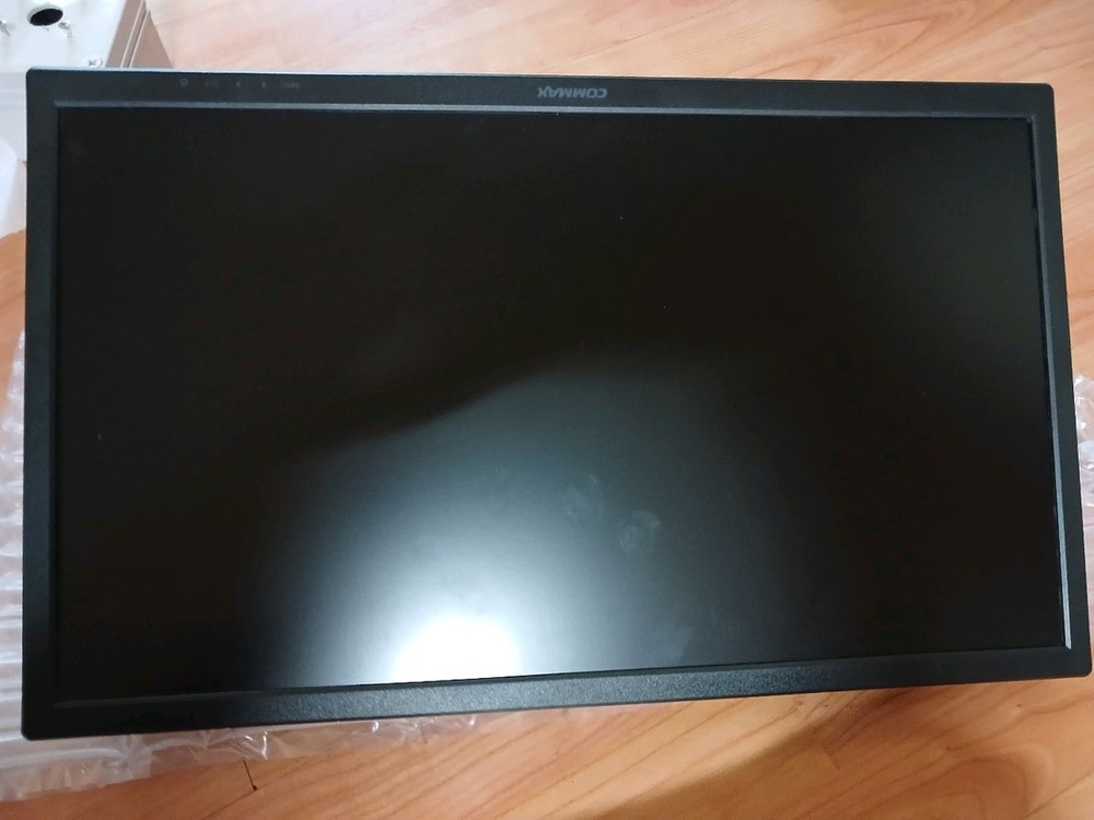 코맥스 8채널 NVR PoE 본체와 CCTV 카메라6대. 이미지