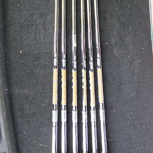 다이나믹골드 95 R300 샤프트 팝니다 이미지