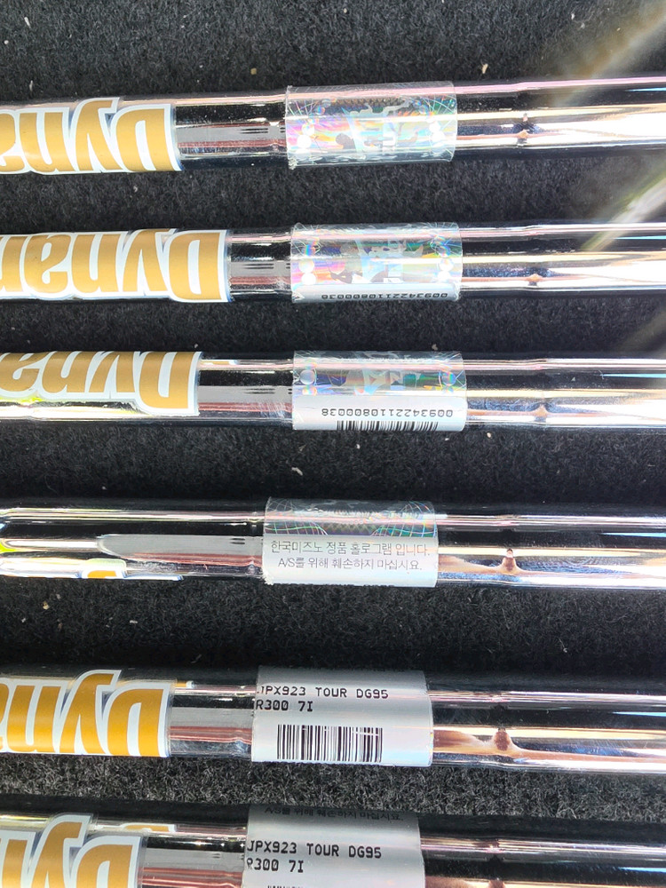 다이나믹골드 95 R300 샤프트 팝니다 이미지