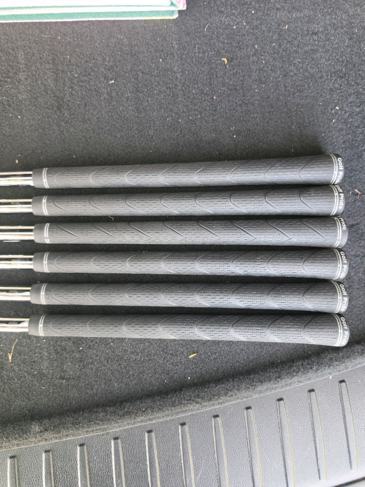 다이나믹골드 95 R300 샤프트 팝니다 이미지