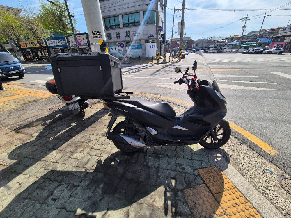 125cc 스쿠터 이미지