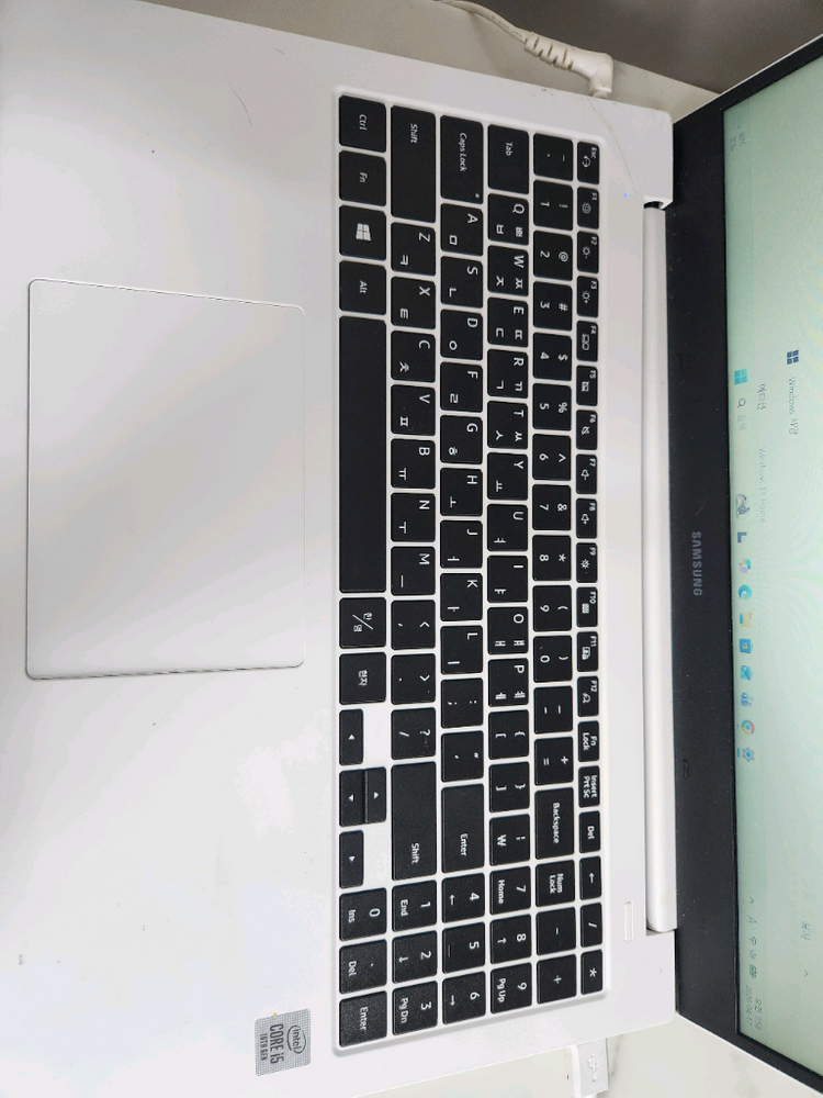 삼성노트북 15인치 i5 10세대 부품용 이미지