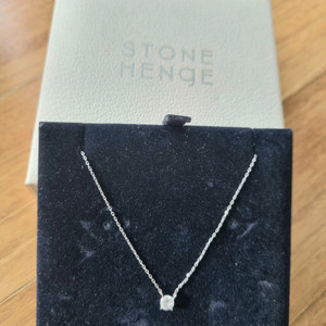 미착용새상품)스톤헨지 14k 화이트골드 목걸이 이미지