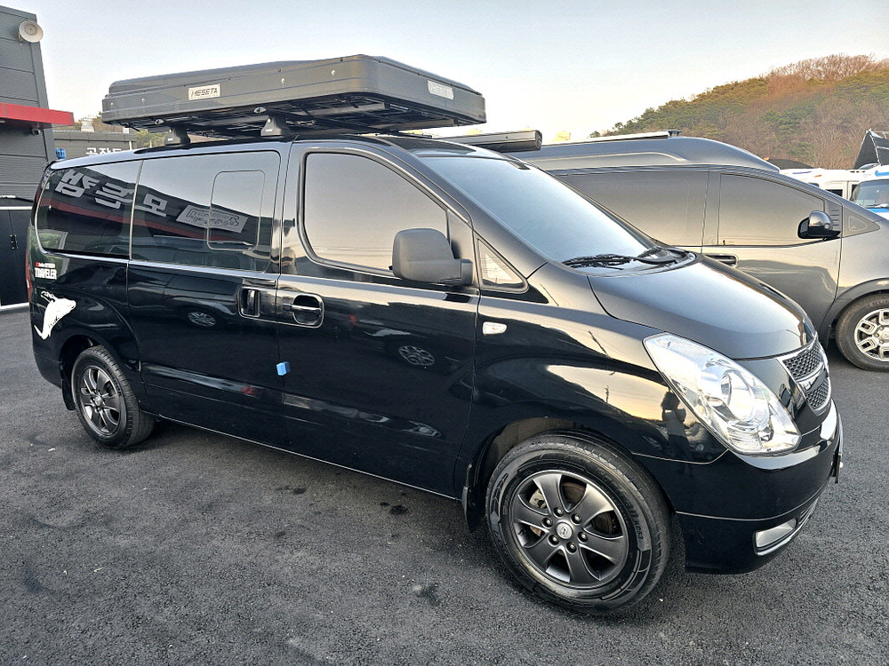 14년 스타렉스5인승캠핑카(4륜,8만km,인산철+텐트)-전액할부됨 이미지