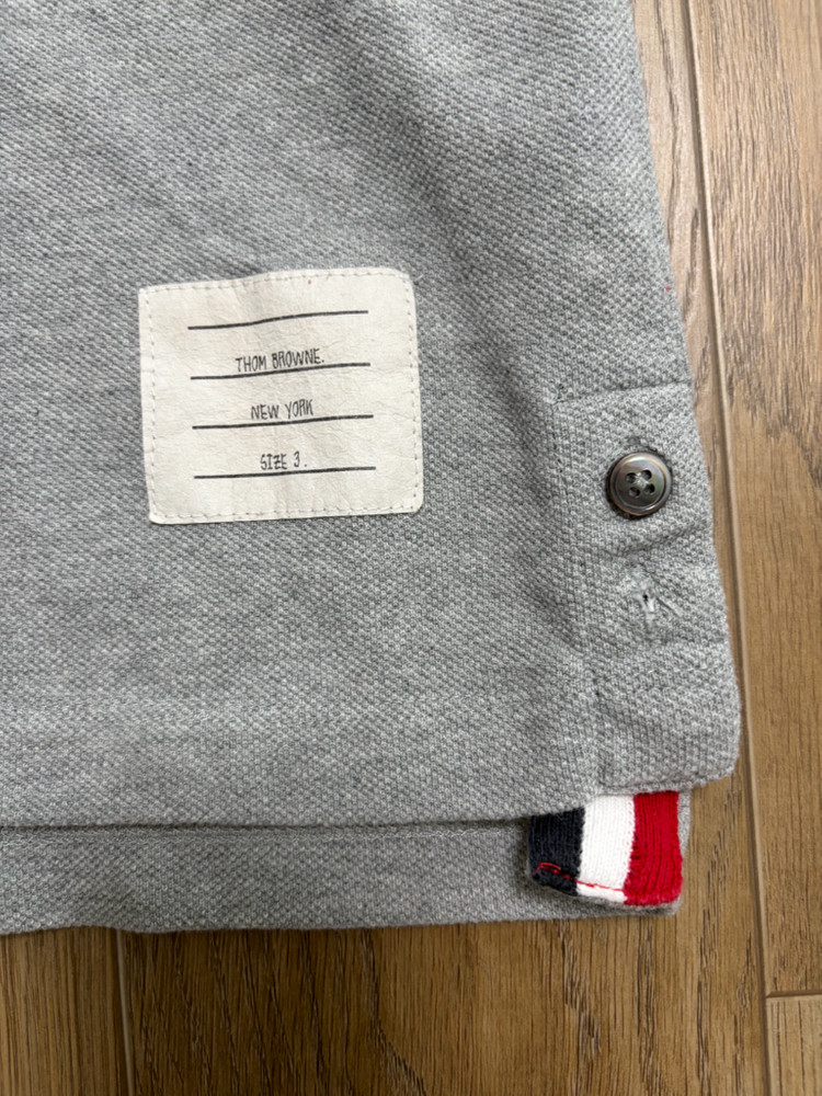 톰브라운 반팔카라티 이미지