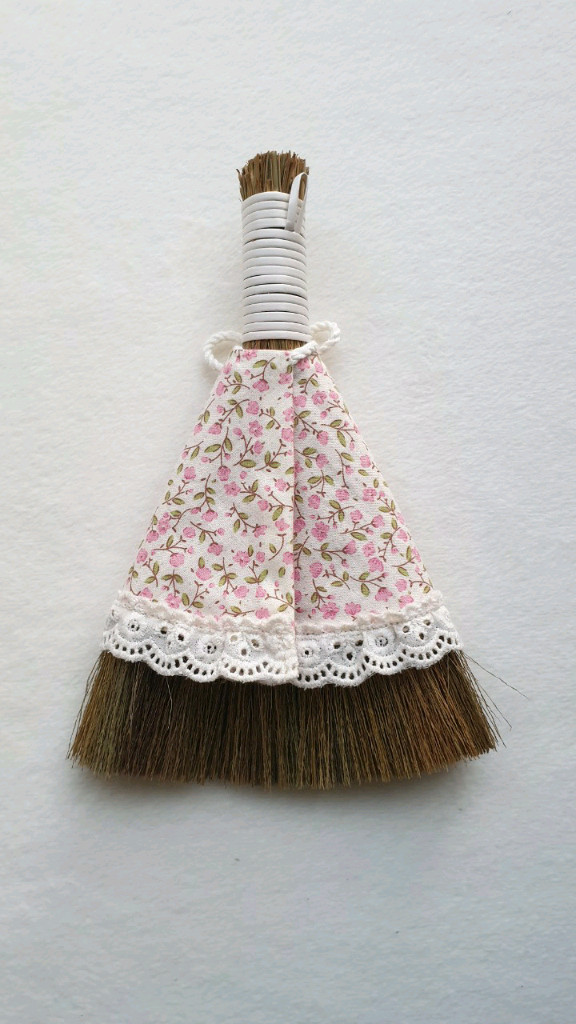 핸드메이드 풍수 인테리어 소품(미니 복 빗자루, 호박핀쿠션) 이미지