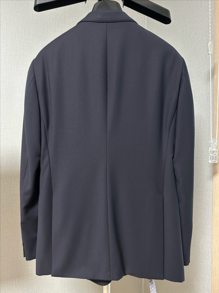 아르마니 꼴레지오니 / 춘추용 다크네이비 수트 / 50 이미지