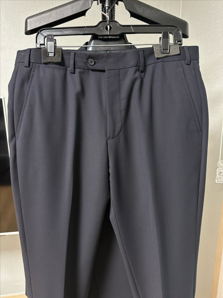 아르마니 꼴레지오니 / 춘추용 다크네이비 수트 / 50 이미지