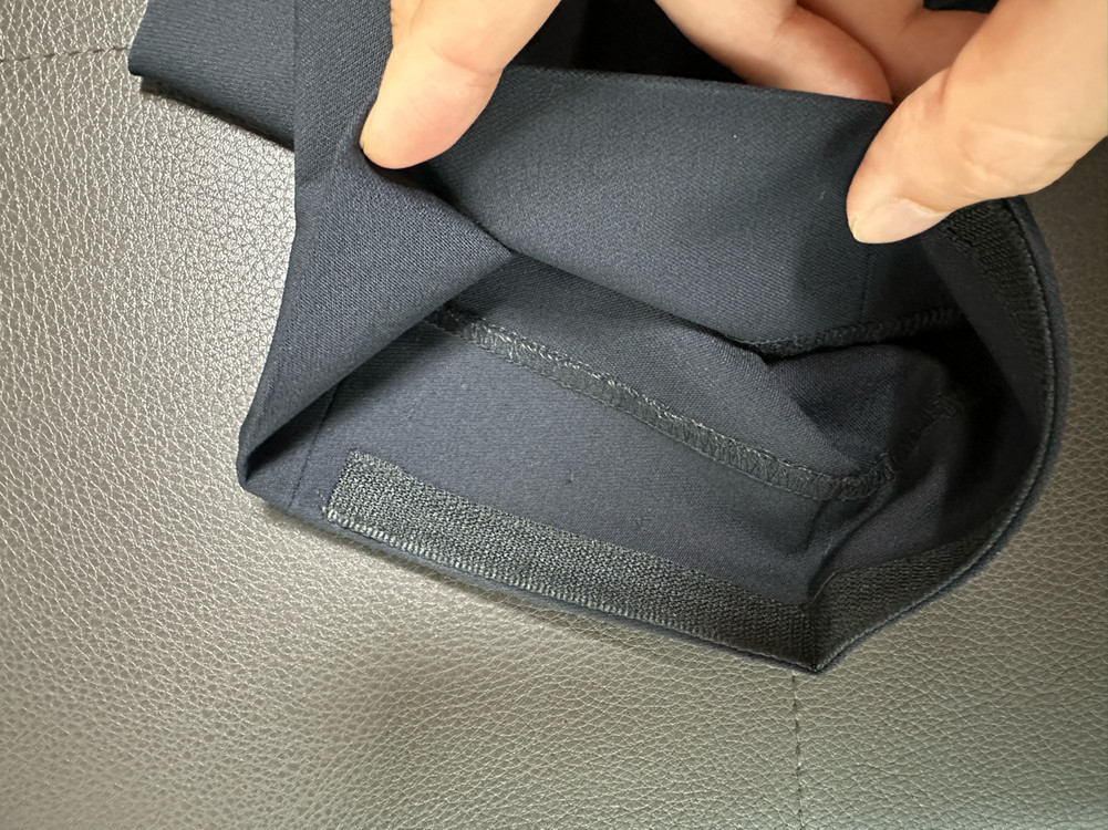 아르마니 꼴레지오니 / 춘추용 다크네이비 수트 / 50 이미지