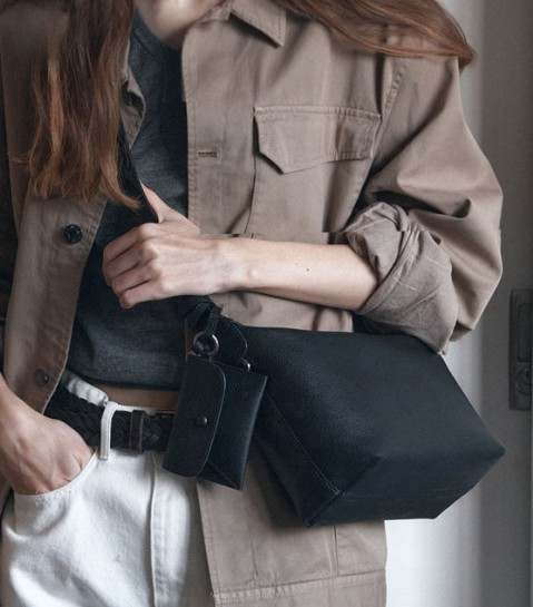 드메리엘 베네타 볼륨백 이미지