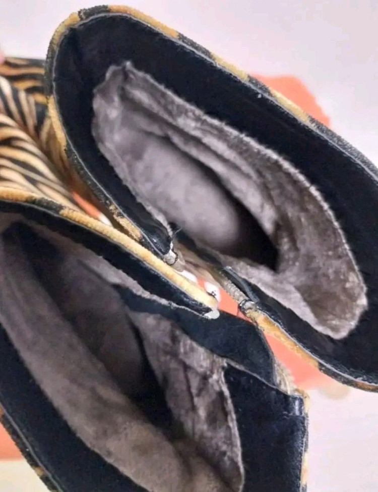 여성 지브라 프린트 앵클 숏부츠 (250) 이미지