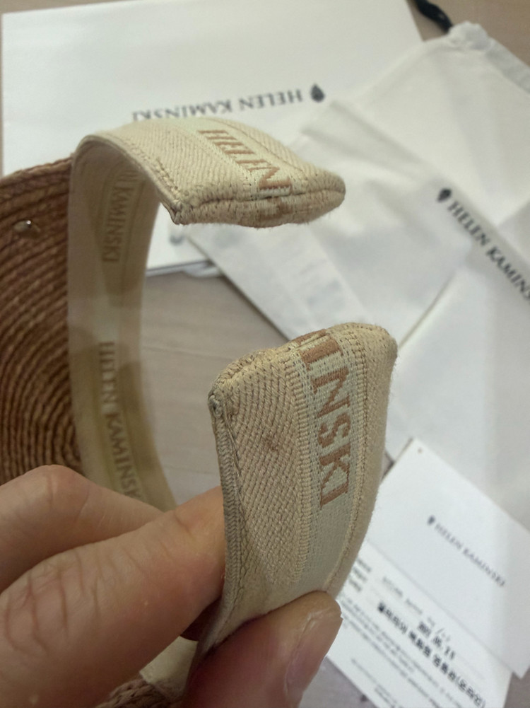 헬렌카민스키 마리나 베이지 팔아요! 이미지