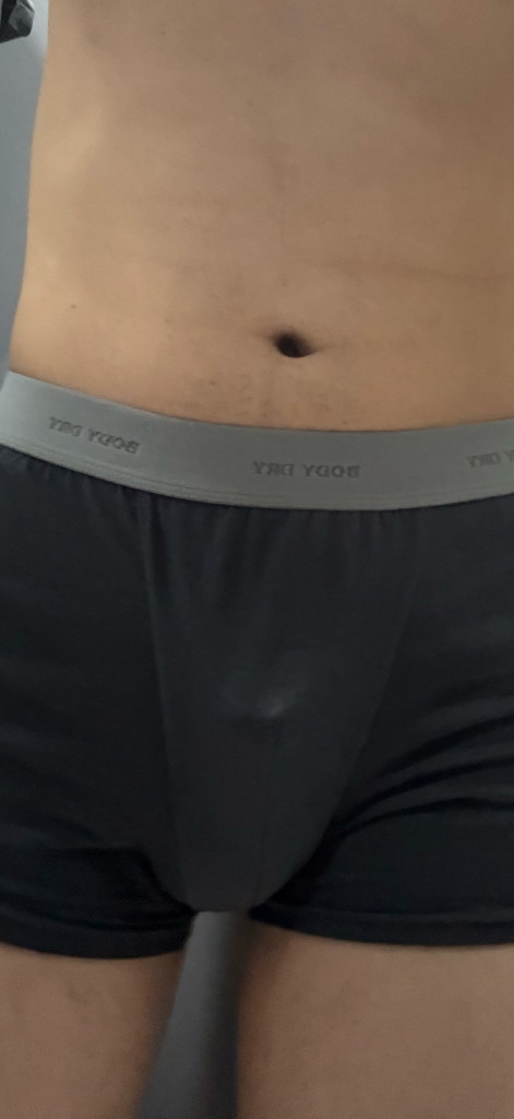 남자 입던 팬티 여성분께 나눔함니당.. 이미지