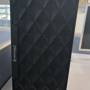 고성능 게이밍 PC 본체 이미지