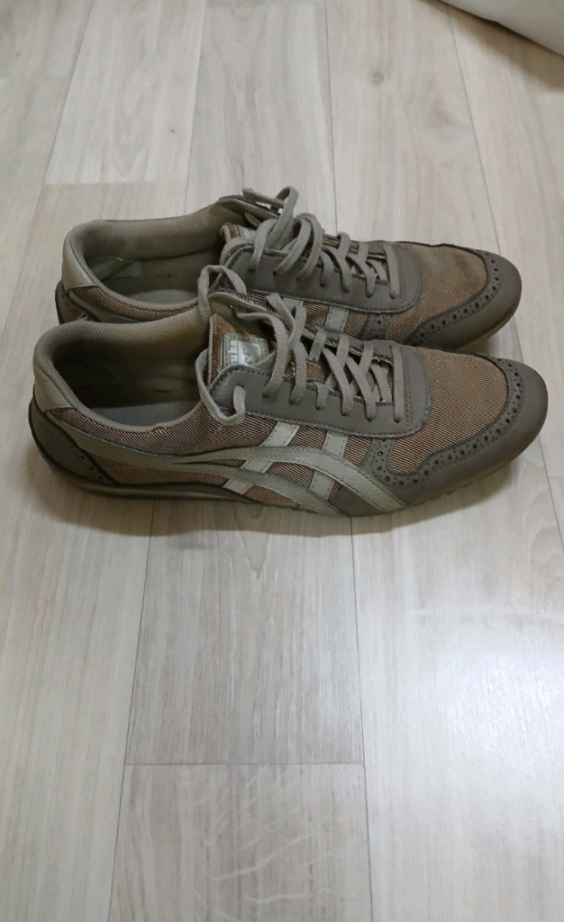 남성신발 오니츠카 타이거 운동화 이미지