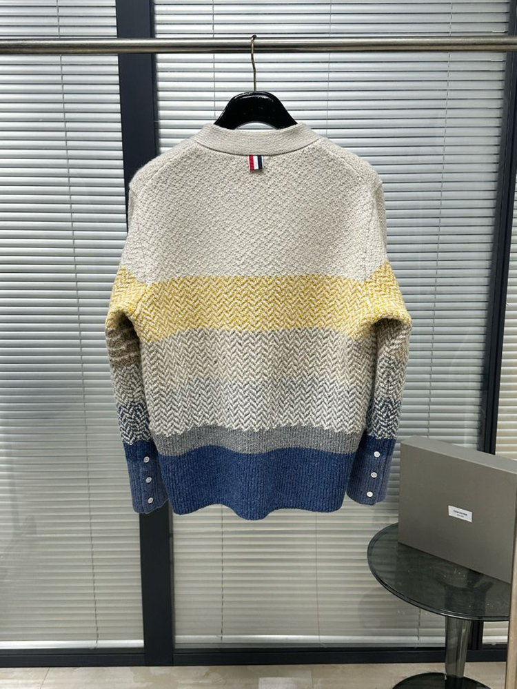 톰브라운 멀티 스트라이프 헤링본 가디건 이미지