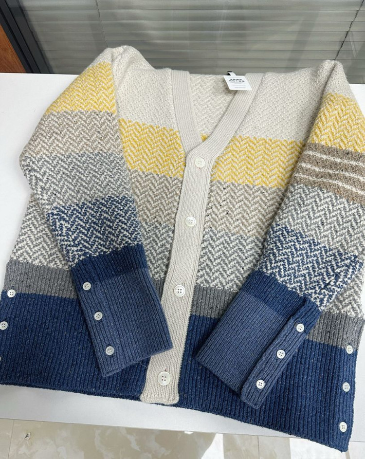 톰브라운 멀티 스트라이프 헤링본 가디건 이미지