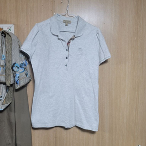 버버리 반팔티 105 여성 새거 이미지