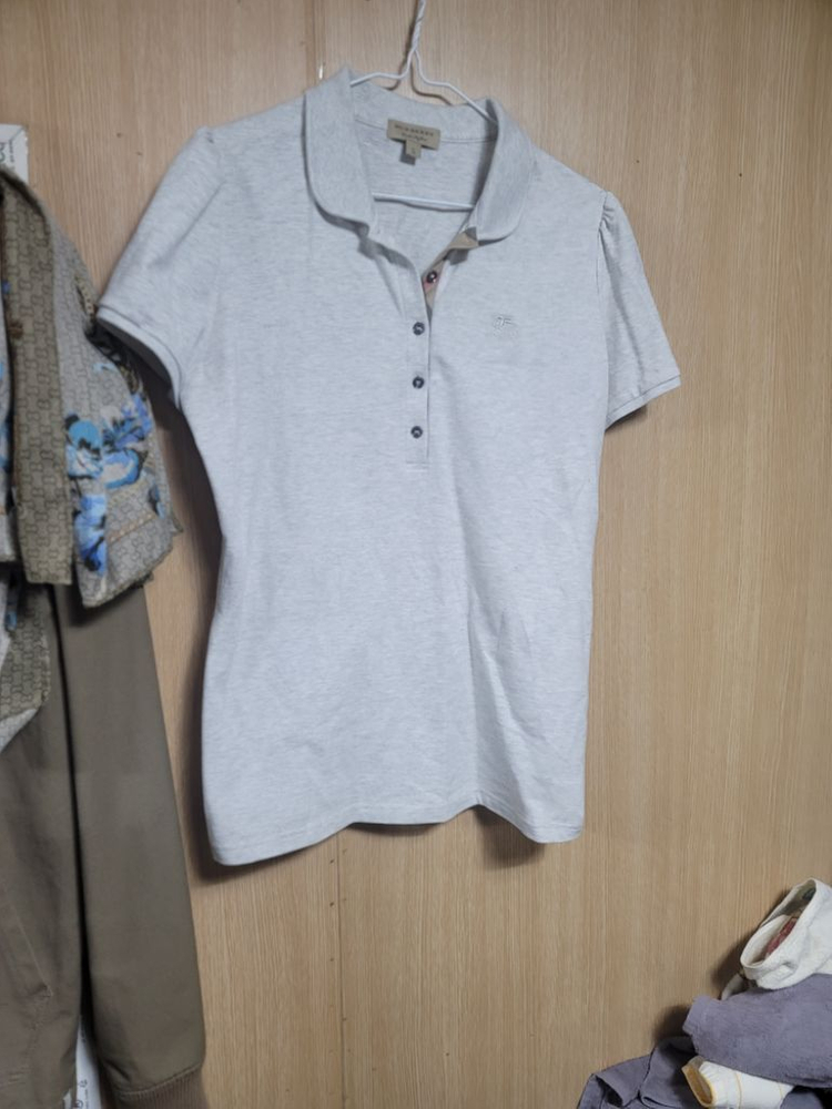 버버리 반팔티 105 여성 새거 이미지