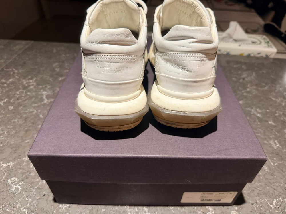 발렌티노 바운스 로고 화이트 스니커즈 사이즈 41 밑창보강O 이미지