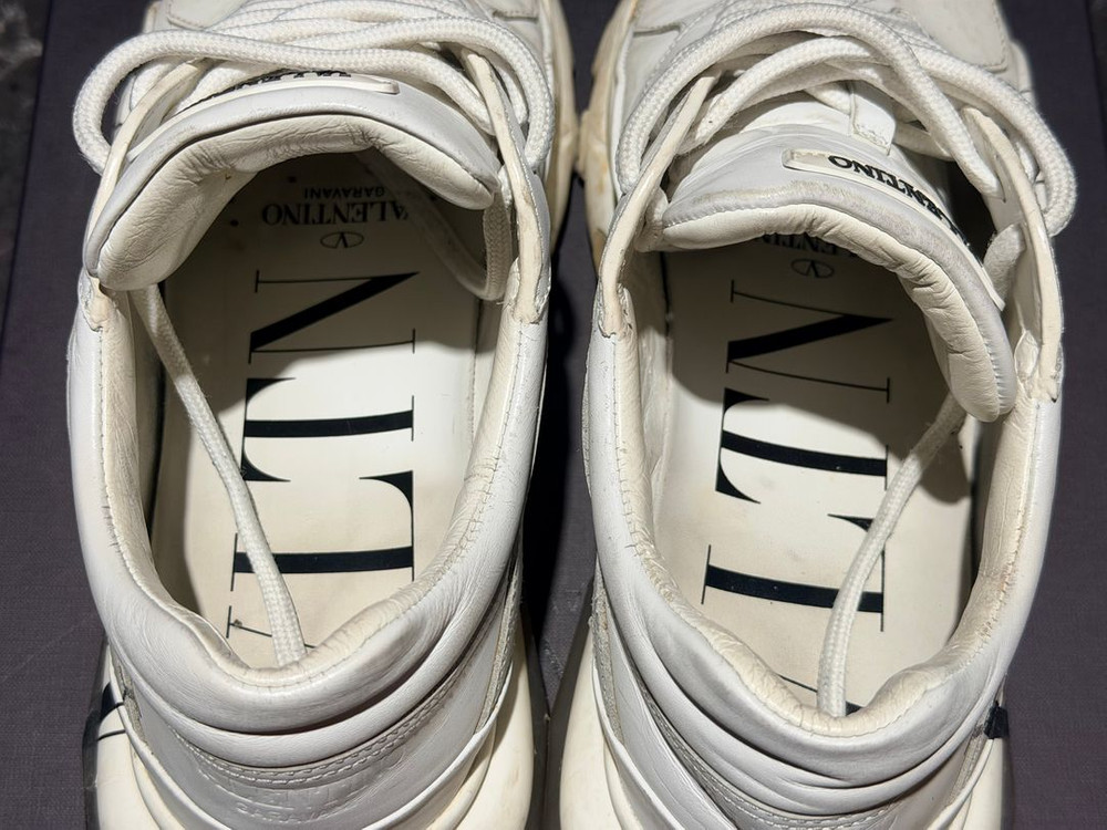 발렌티노 바운스 로고 화이트 스니커즈 사이즈 41 밑창보강O 이미지