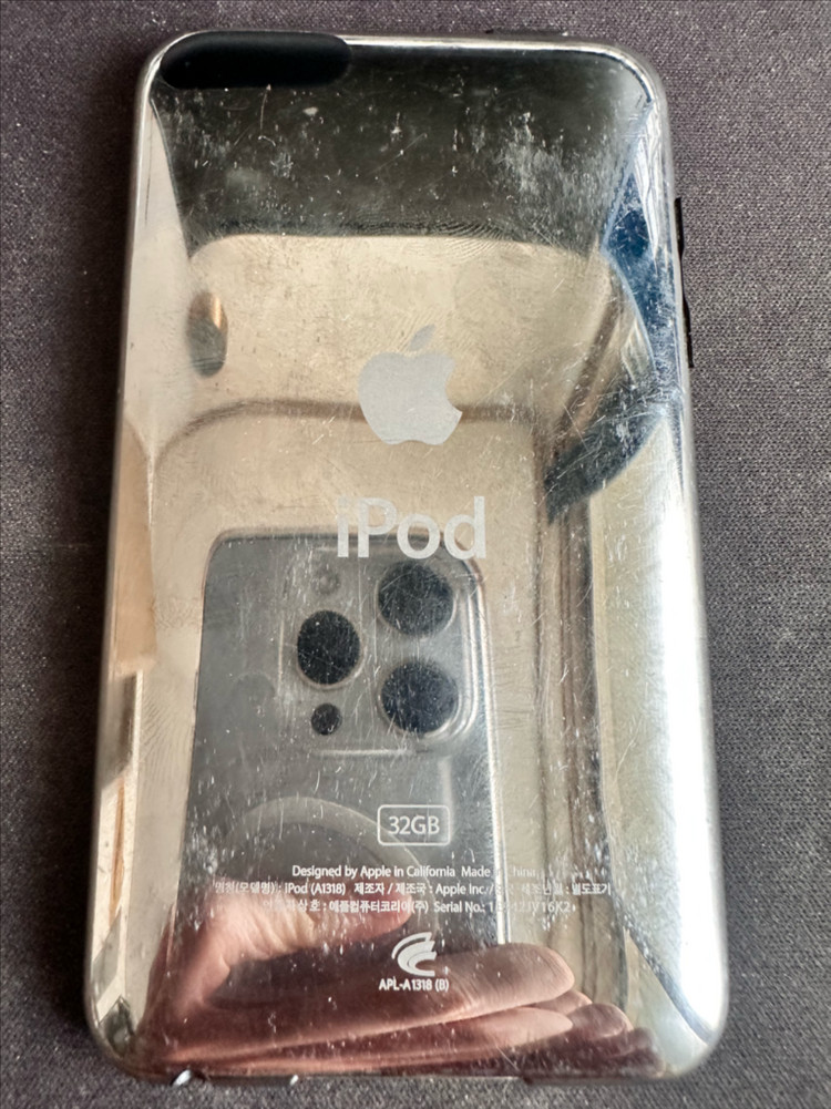 아이팟 터치 3세대 32GB A1318 이미지