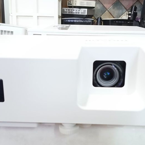 A급멕셀 3300안시 MC-EX3051 중고빔프로젝터 이미지