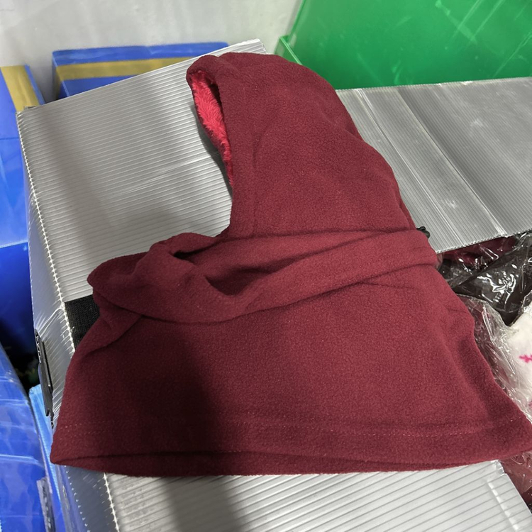 [새제품/ 대량구매가능!] 겨울용품 모자 니트 목도리 이미지