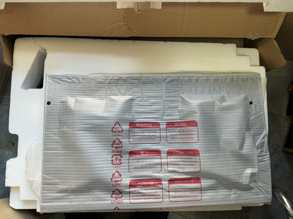 제이씨현 27인치 144 게이밍 모니터 이미지