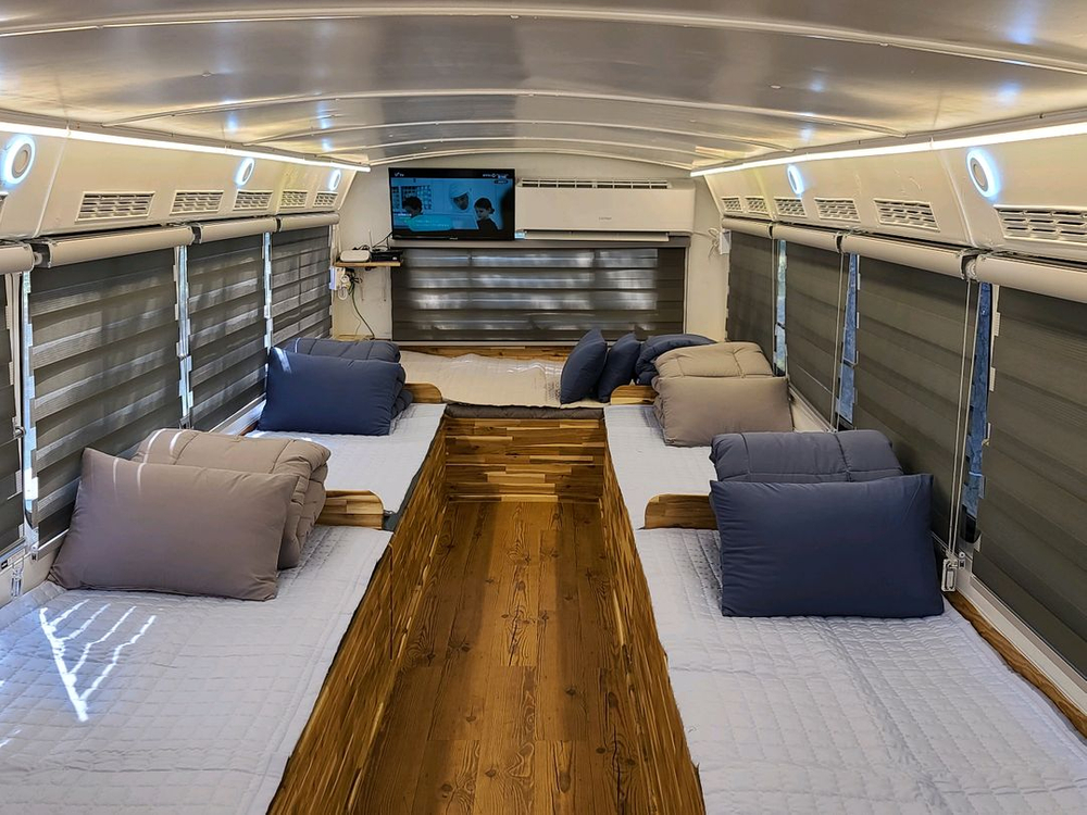 캠핑장 수익형 2층버스 , 풀옵션 리모델링,즉시운영가능,이동식주택,방갈로.농막 이미지