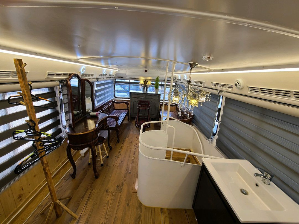 캠핑장 수익형 2층버스 , 풀옵션 리모델링,즉시운영가능,이동식주택,방갈로.농막 이미지