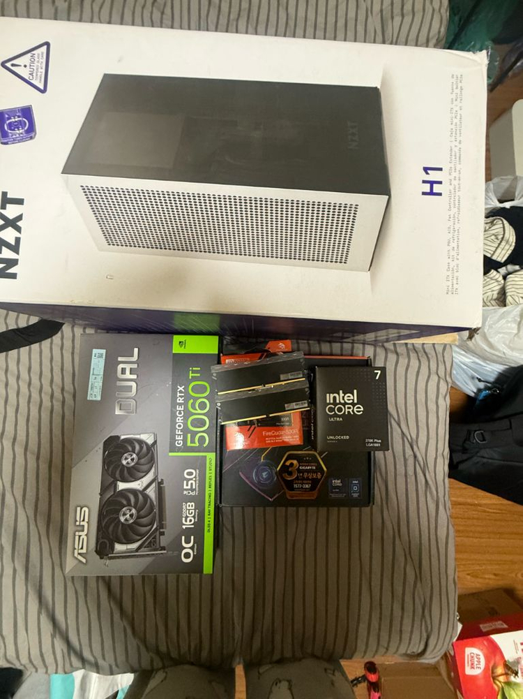 NZXT H1 V2 미니 PC 270k/z890/48gb/1tb/5060ti 이미지