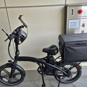 전기자전거 퀄리 엑스트론 프로 GT 25년형 팝니다.(배달세팅 배터리2개) 이미지