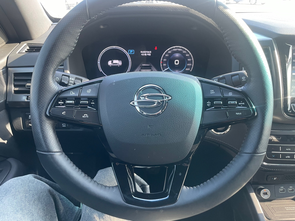 더 뉴 렉스턴 스포츠 칸 디젤 2.2 4WD 노블레스 중고차 22년01월 7058km 짧은키로수 하드탑 풍부한옵션 이미지