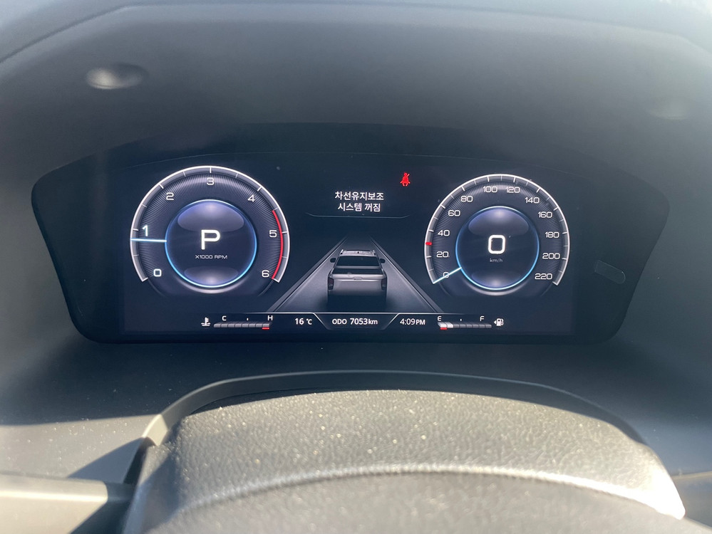 더 뉴 렉스턴 스포츠 칸 디젤 2.2 4WD 노블레스 중고차 22년01월 7058km 짧은키로수 하드탑 풍부한옵션 이미지