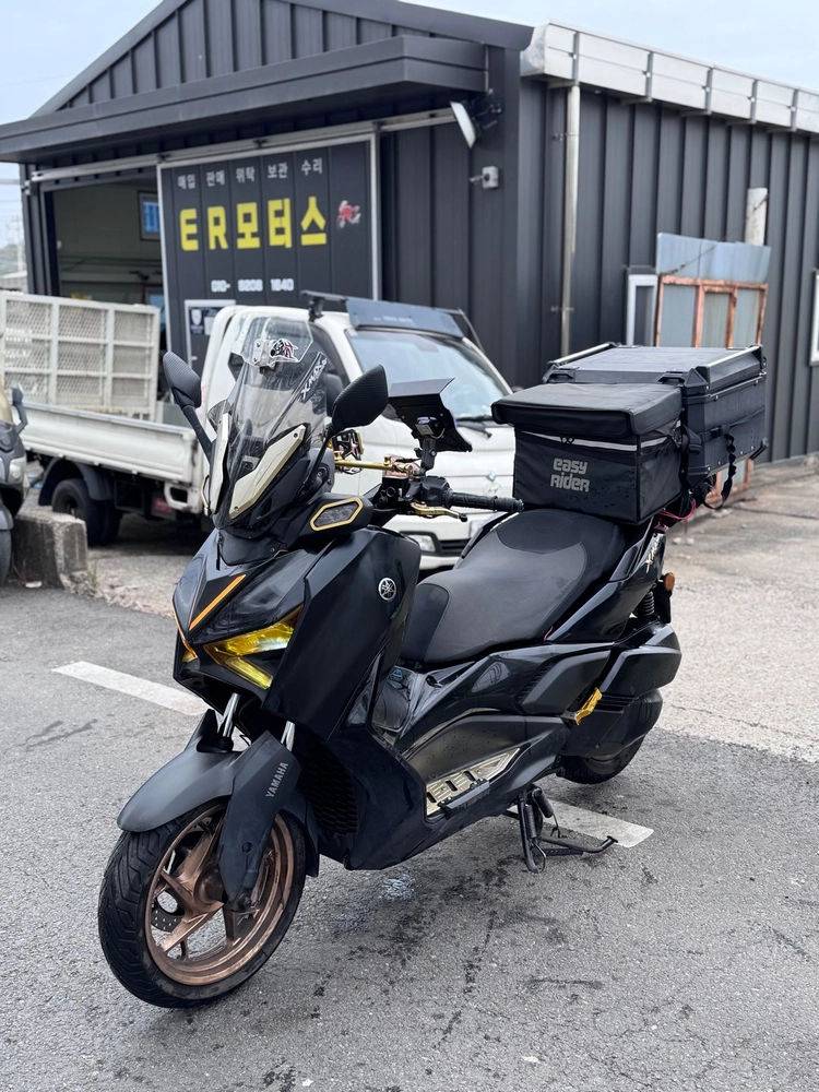 xmax300 2023년식 - 안심되는 중고거래