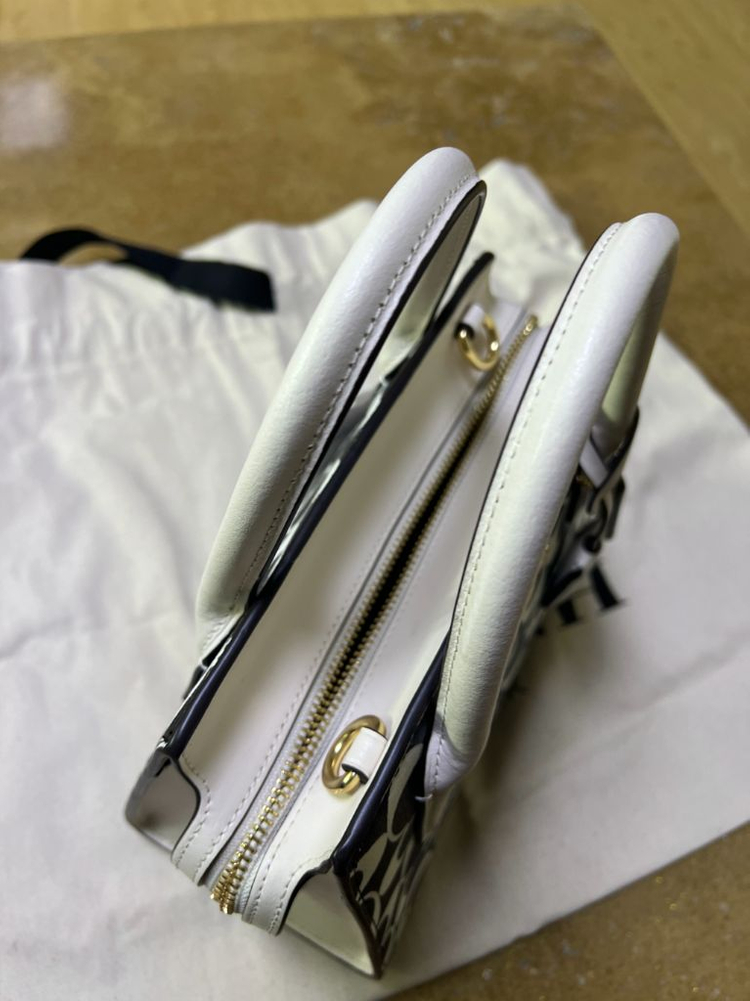 [COACH] 새상품 코치 블랙 화이트 시그니처 안드레아 캐리올 토트백 크로스백 이미지