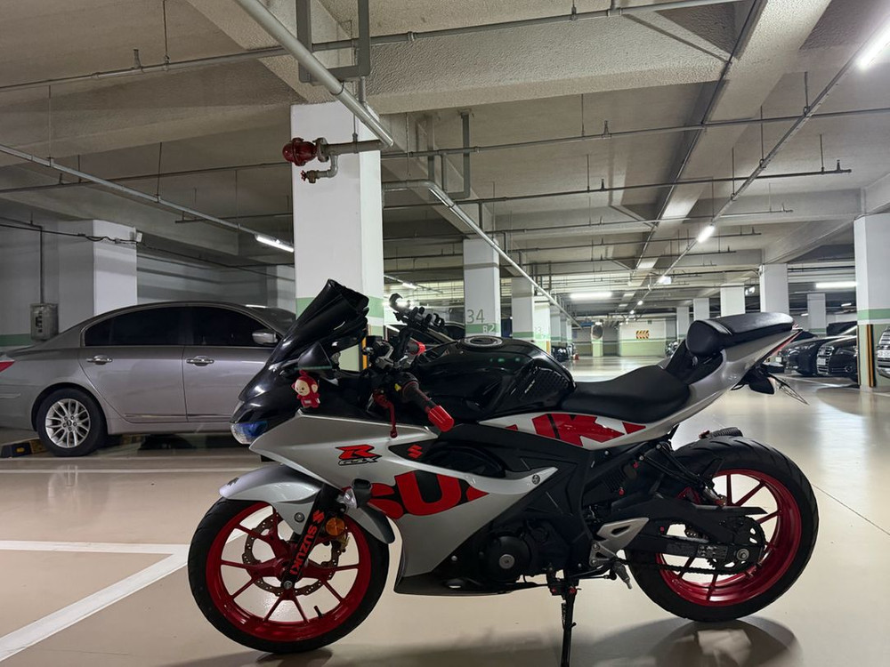 스즈키gsxr125 21년식 이미지