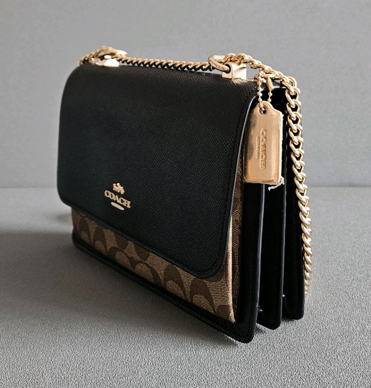 코치 체인크로스백 클레어 크로스바디 이미지