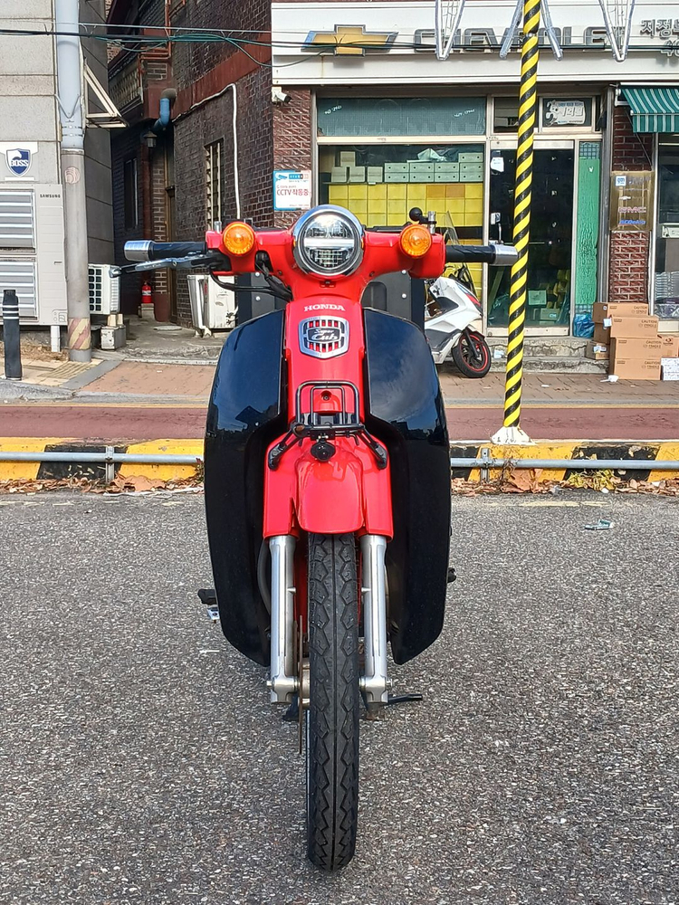 21년식/슈퍼커브110cc/3만/배달세팅 깔끔한차량 판매합니다 이미지