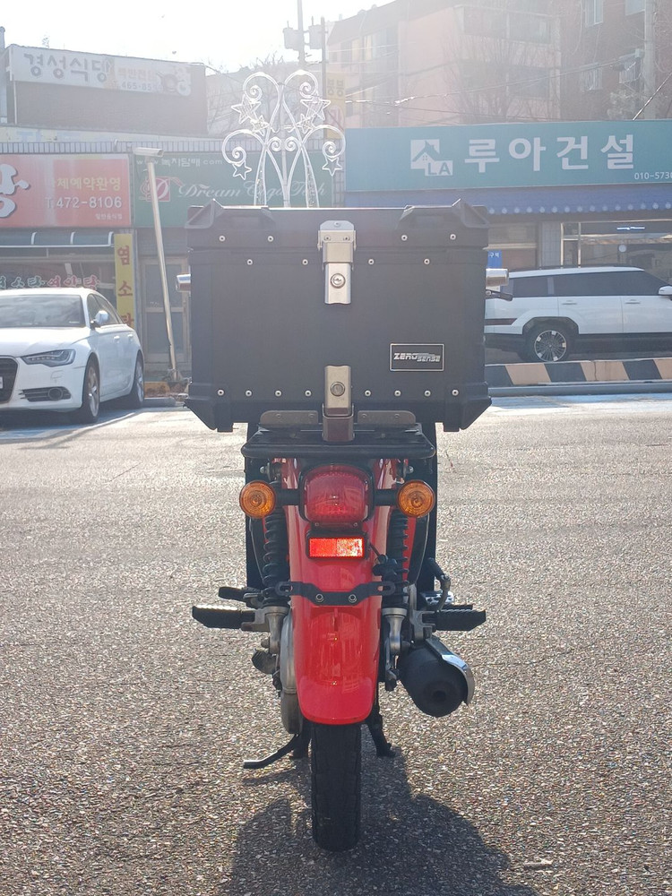 21년식/슈퍼커브110cc/3만/배달세팅 깔끔한차량 판매합니다 이미지