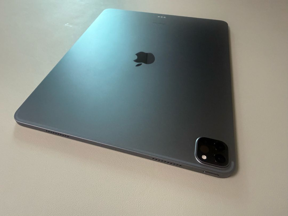 아이패드 프로 M2 12.9인치 128기가 6세대 스페이스 그레이 이미지