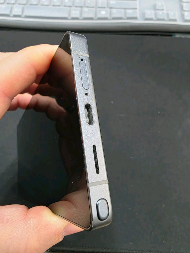 갤럭시S 25 울트라 1TB 16GB 자급제 이미지