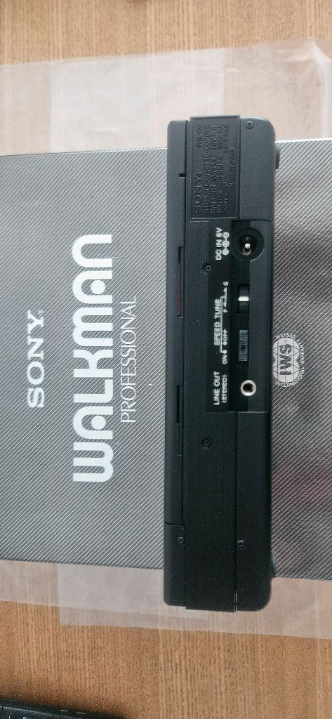 SONY WM-D6 프로페셔널 워크맨 이미지