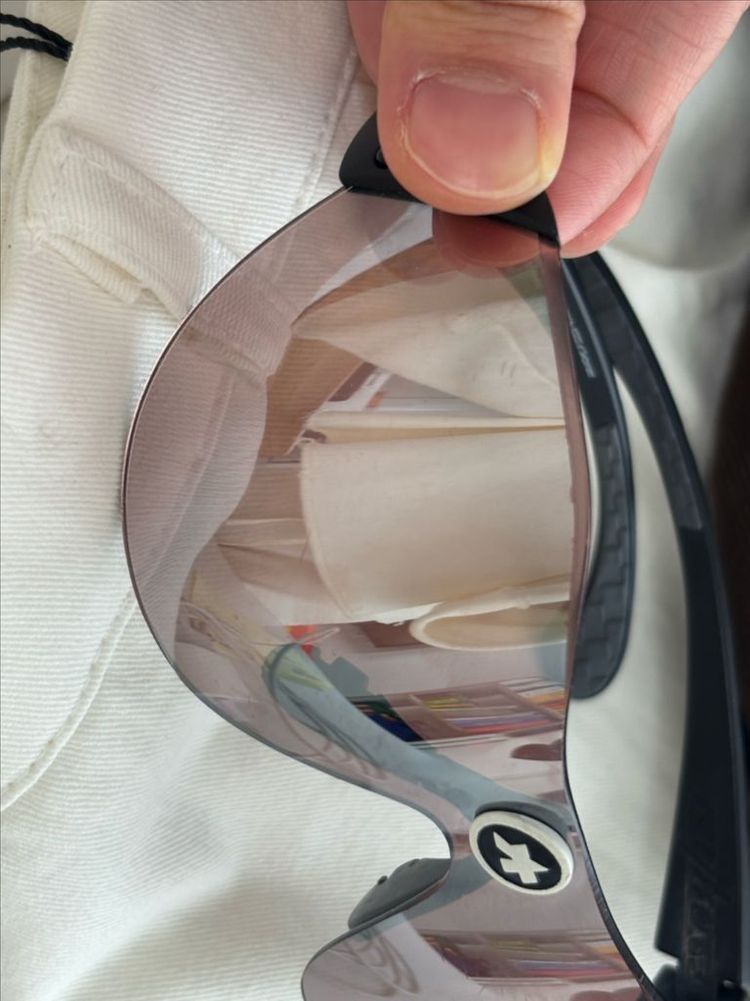 assos 스zegho g2 라이딩고글 중고 이미지