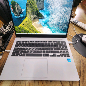 삼성노트북 (nt550xez-ㅇa38as) i3. 12세대 이미지