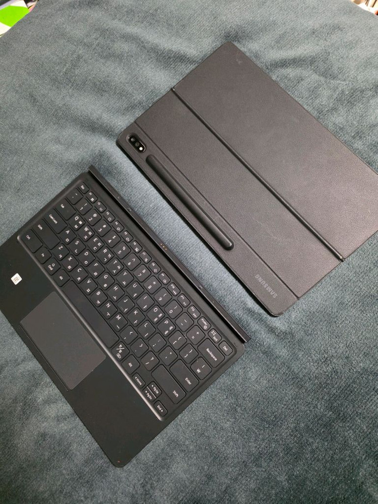 갤럭시탭 s7+ 256 lte 키보드 케이스 이미지